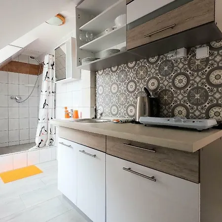 Sen Apartment *